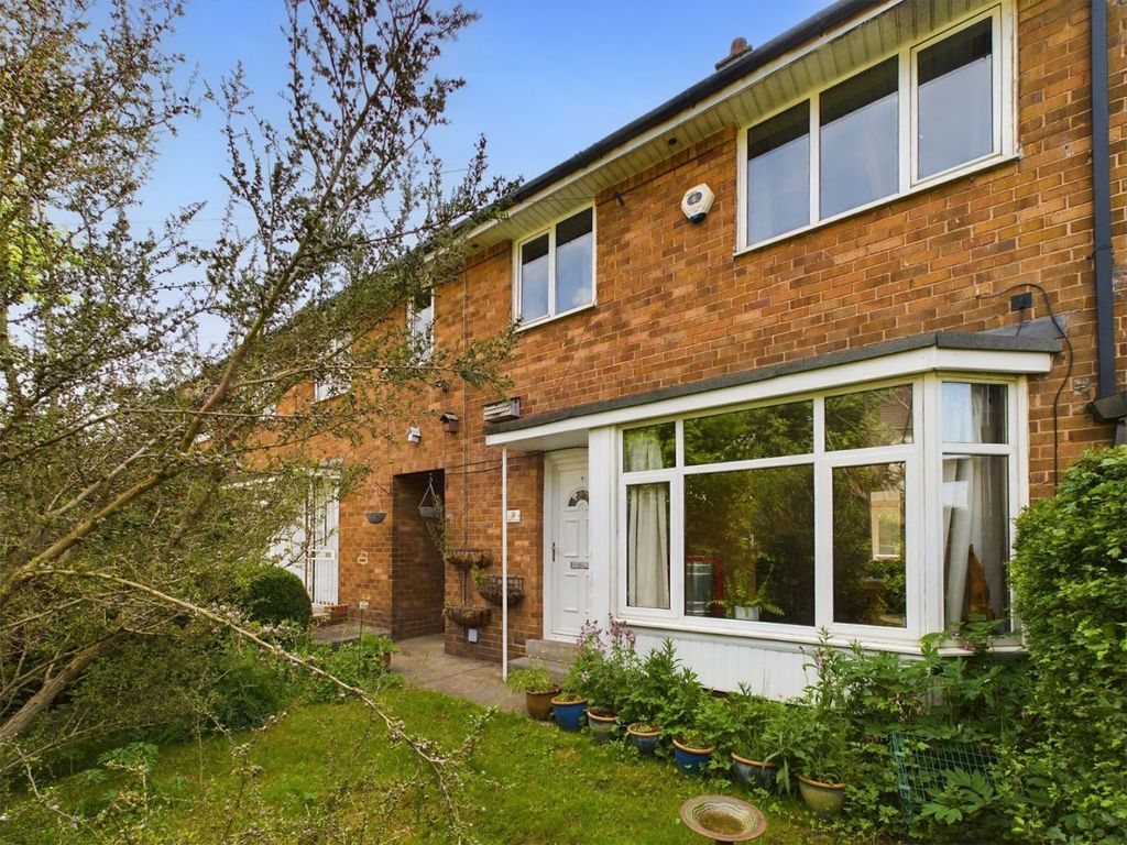 3 bed terraced house for sale in Old Oak Garth, Leeds LS16, £230,000