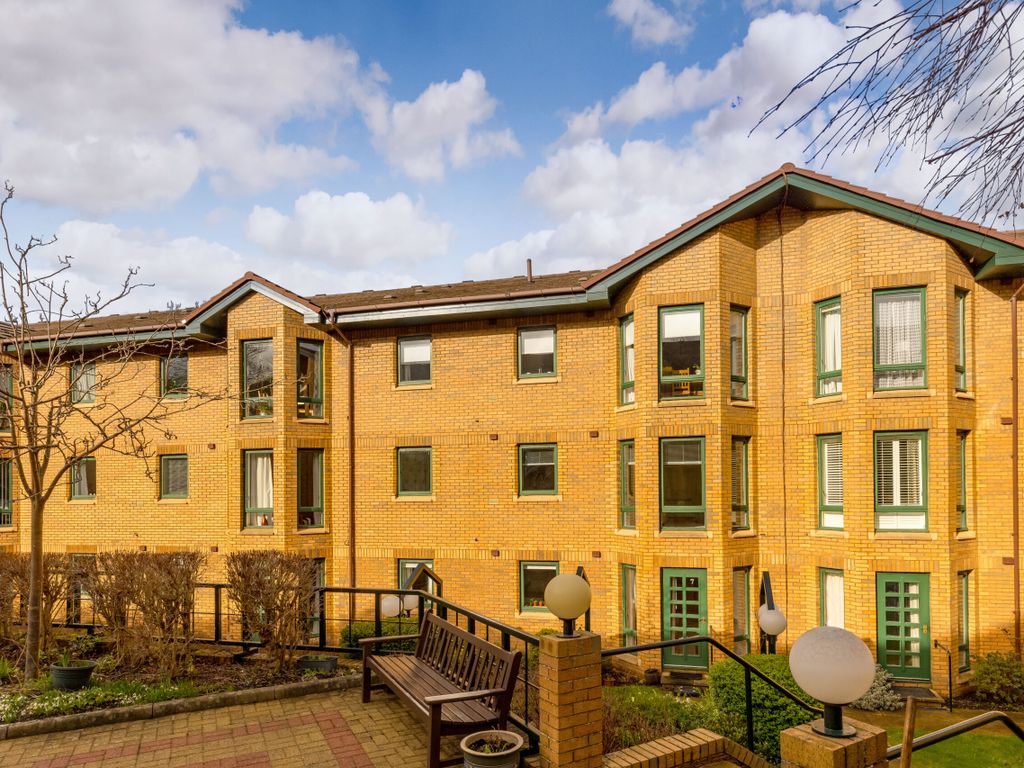 1 bed flat for sale in 20/27 Craiglea Place, Morningside EH10, £150,000