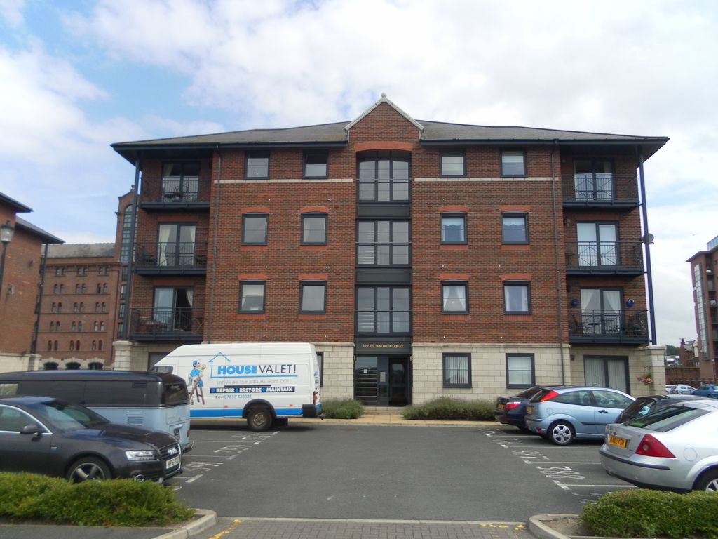 2 bed flat for sale in Waterloo Road, Liverpool L3, £179,950