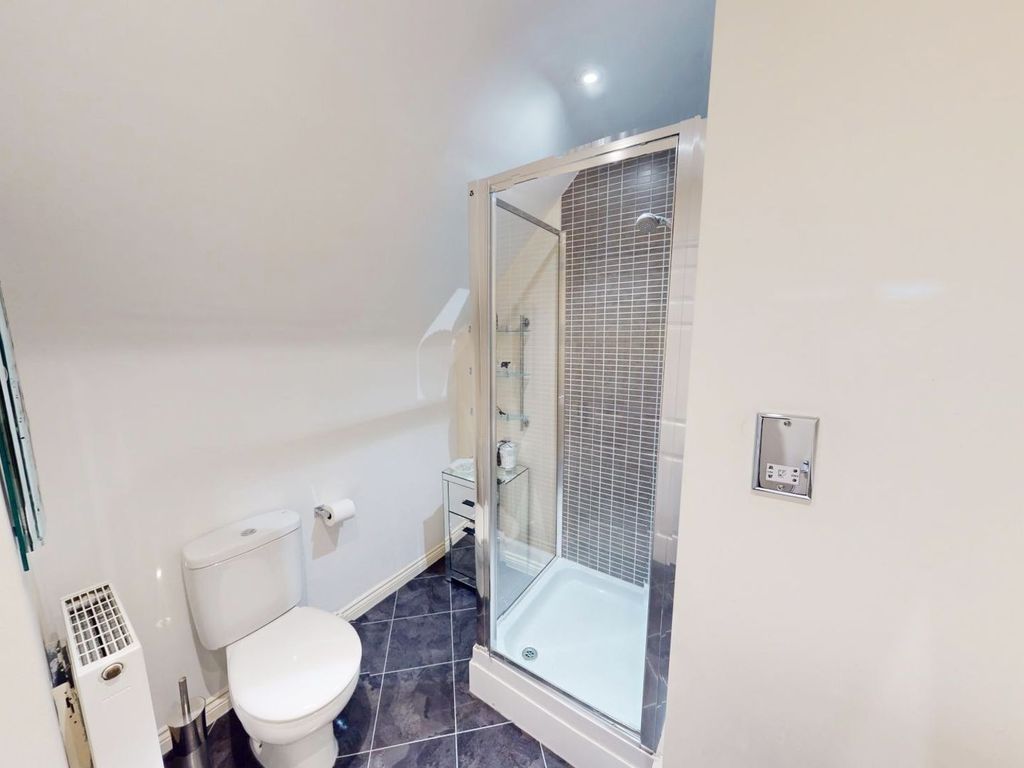 4 bed town house for sale in Chew Moor Lane, Lostock BL6, £280,000