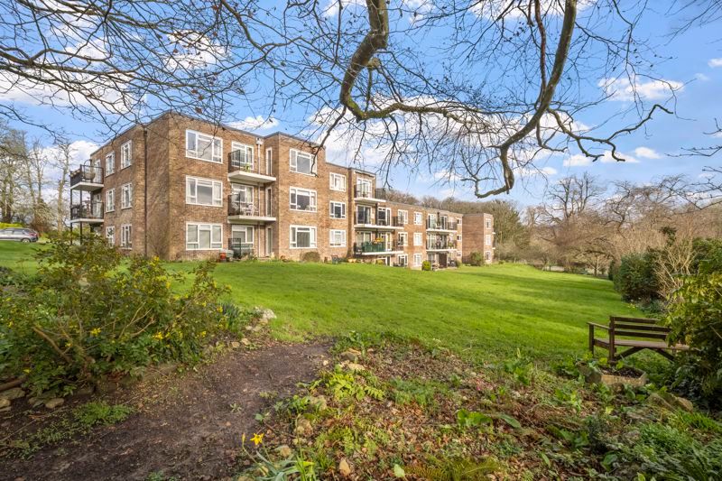3 bed flat for sale in Nottington, Weymouth DT3, £250,000