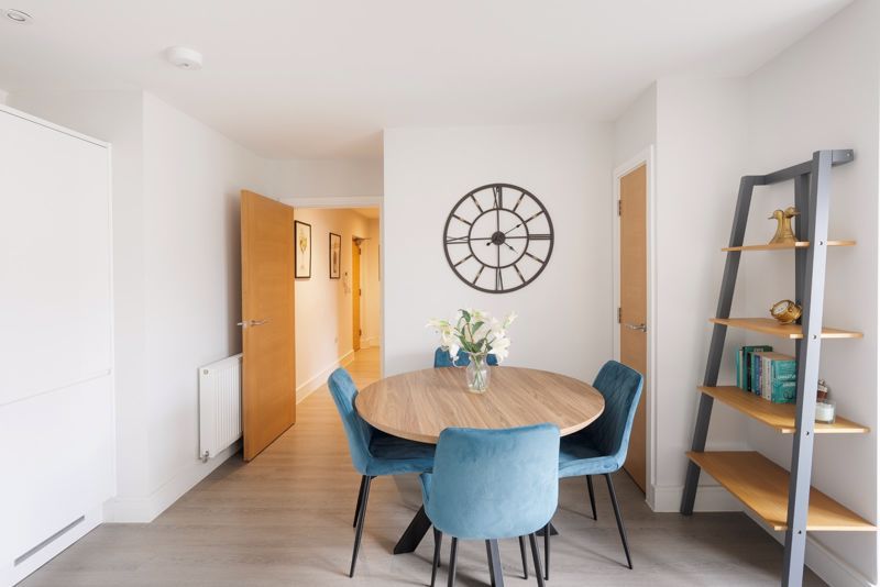 1 bed flat for sale in Cheltenham Road, Bristol BS6, £265,000