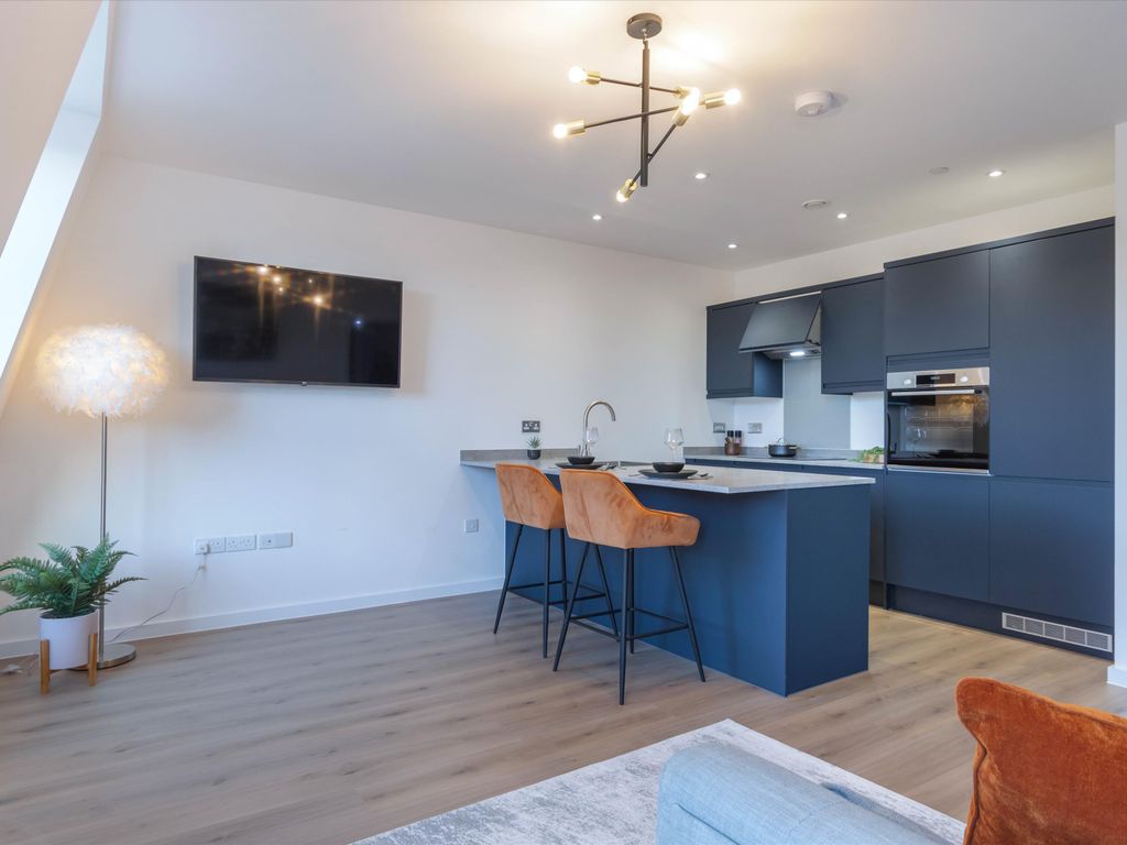 2 bed flat for sale in Sandford Street, Lichfield WS13, £269,955