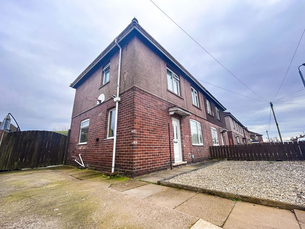 3 bed semi-detached house for sale in Barnes Crescent, Scunthorpe DN15, £114,999