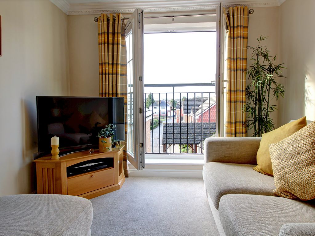 2 bed flat for sale in 27 Wanlip Lane, Birstall LE4, £155,000