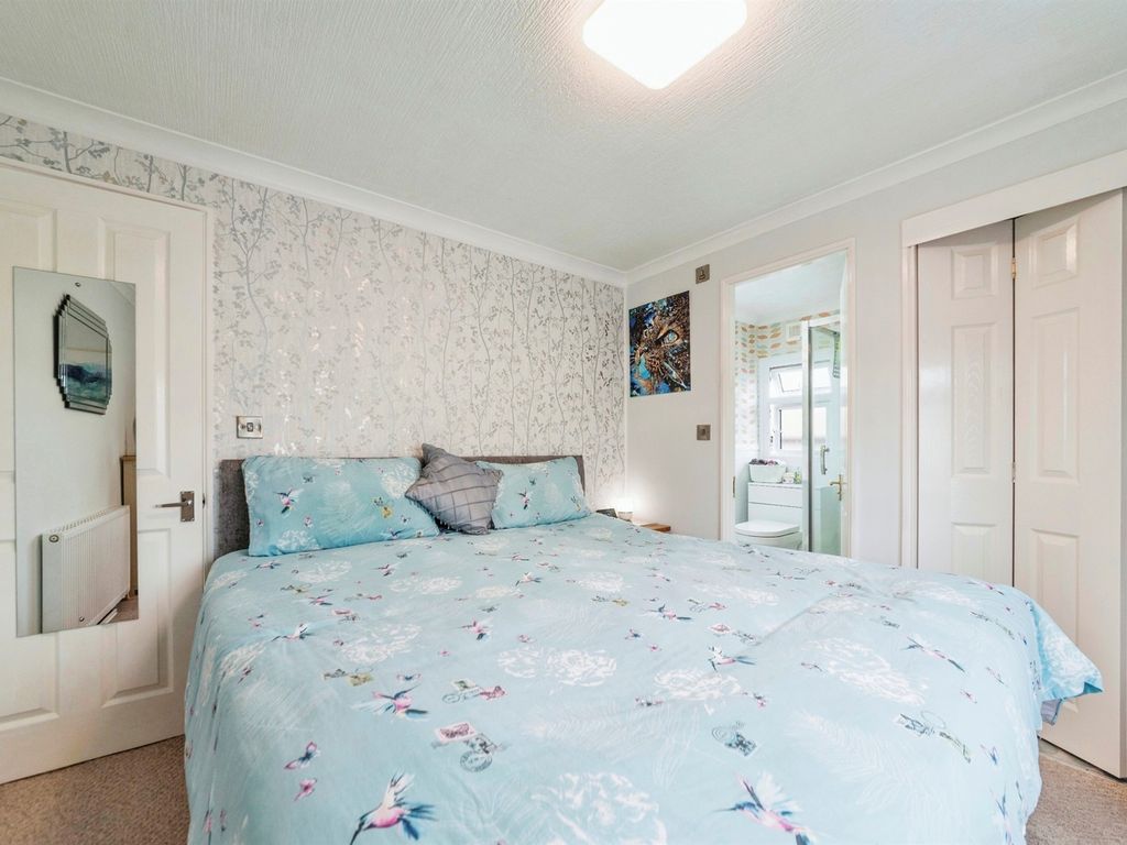 2 bed mobile/park home for sale in Allington Gardens, Allington, Grantham NG32, £140,000
