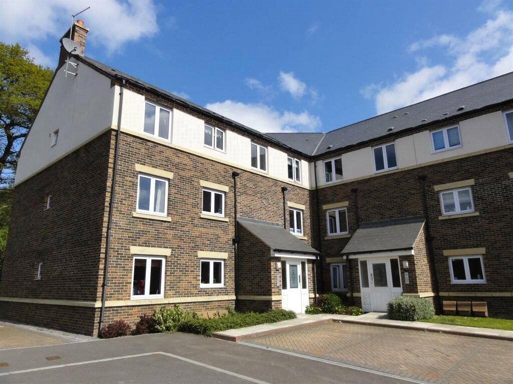 2 bed flat for sale in Boste Crescent, Durham DH1, £160,000