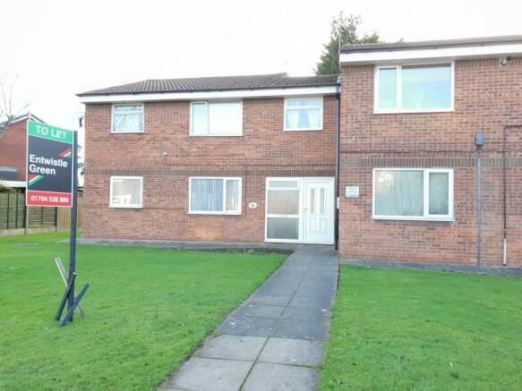 2 bed flat for sale in Ganton Close, Southport PR8, £93,000
