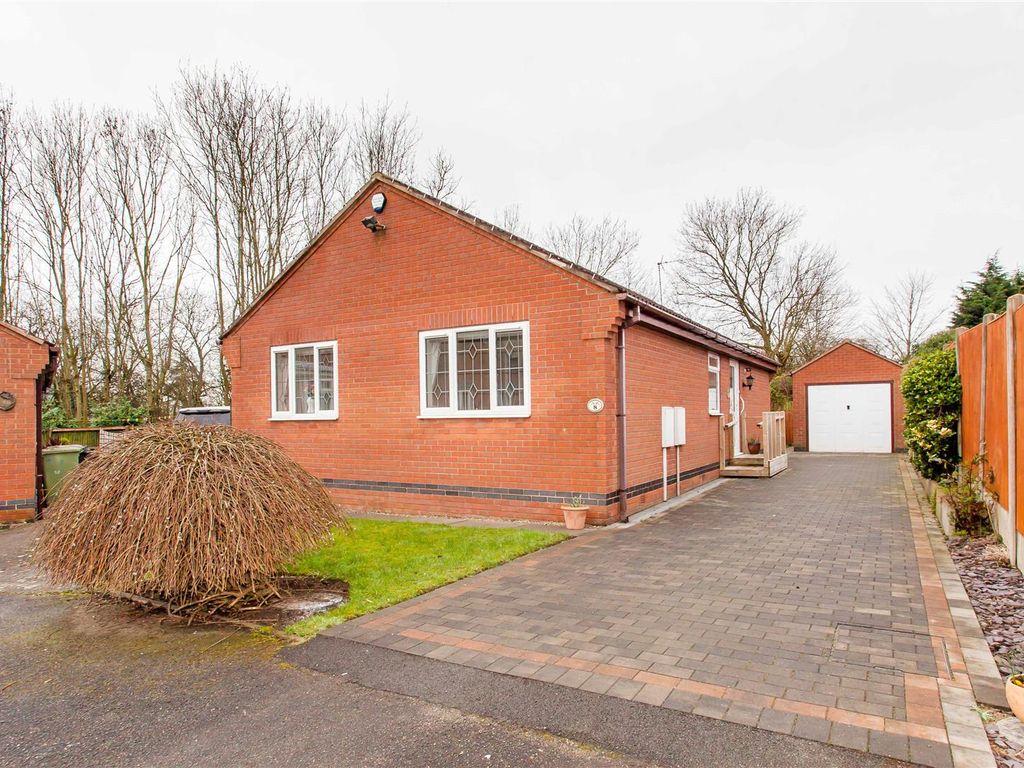 3 bed detached bungalow for sale in Woodland Grove, Barlborough, Chesterfield S43, £239,950