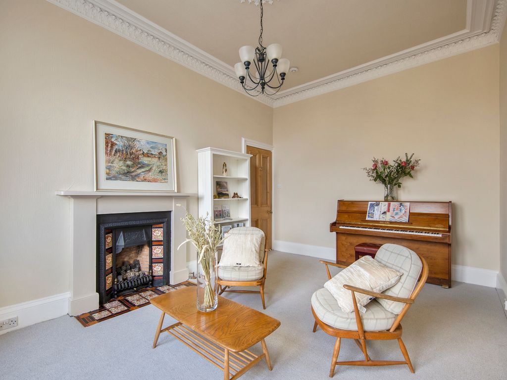 1 bed flat for sale in 164/5 Brunton Gardens, Montgomery Street, Edinburgh EH7, £225,000