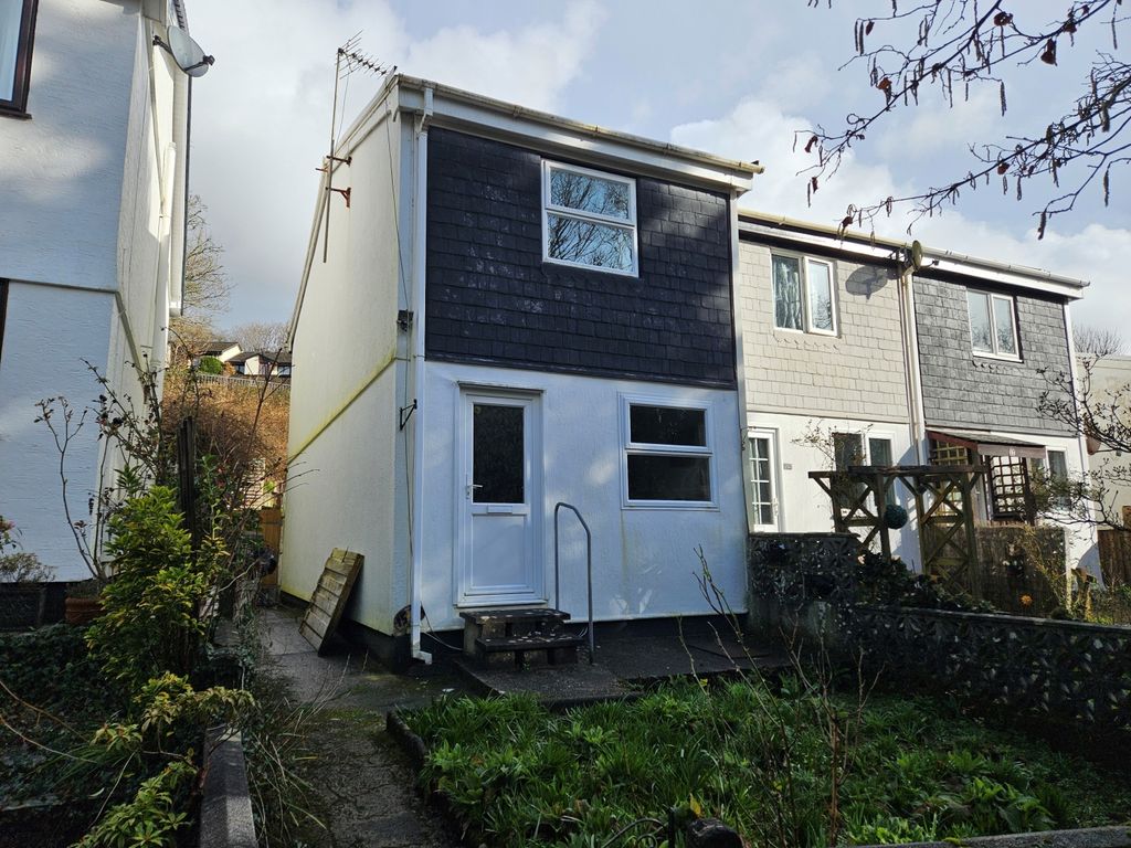 2 bed end terrace house for sale in Uzella Park, Lostwithiel PL22, £150,000