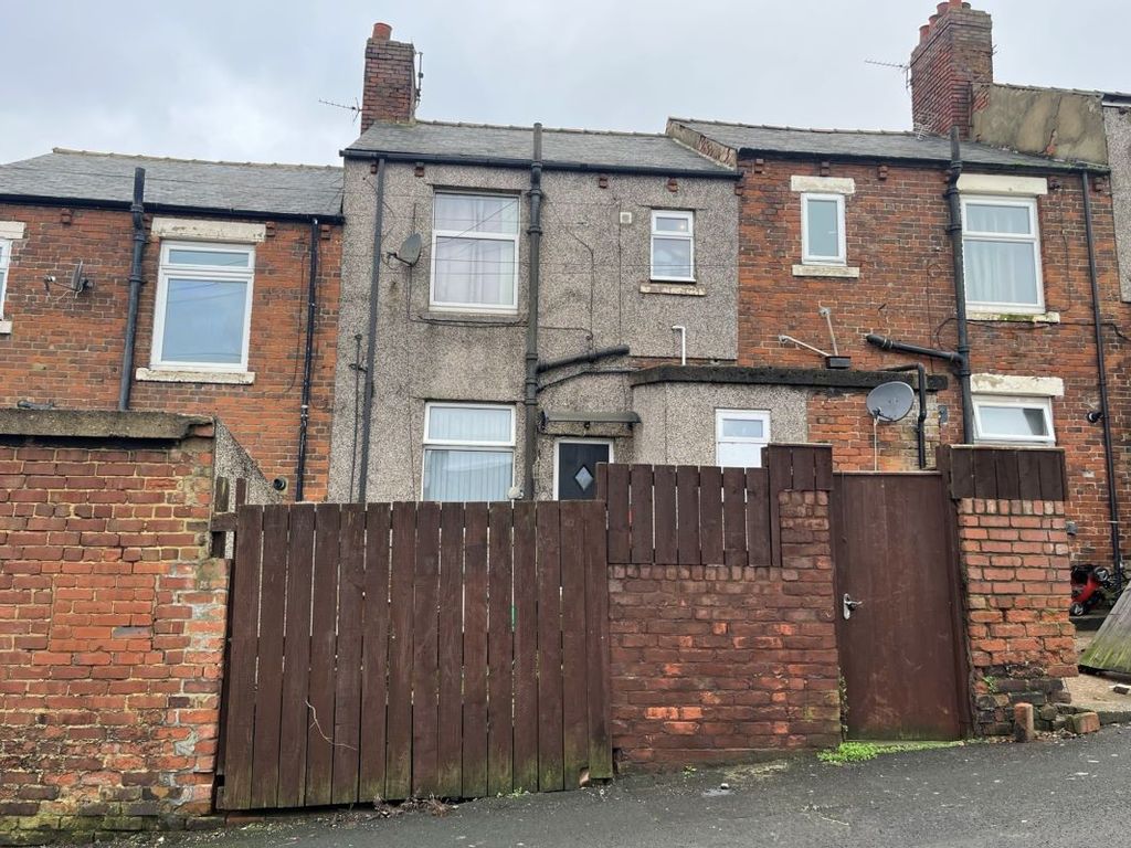 3 bed terraced house for sale in 6 Avon Street, Peterlee, County Durham SR8, £5,000