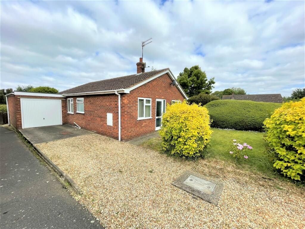2 bed detached bungalow for sale in The Saltings, Terrington St. Clement, King