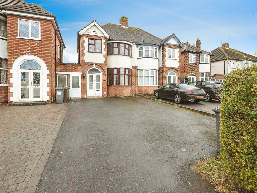 3 bed semi-detached house for sale in Old Lode Lane, Solihull B92, £280,000