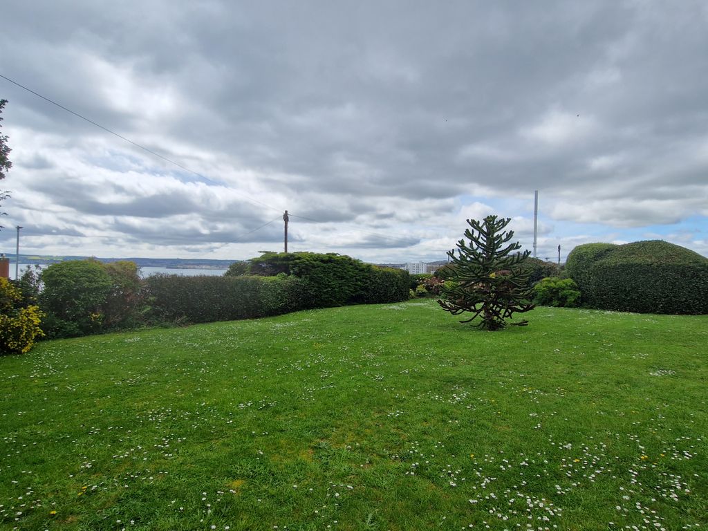 3 bed flat for sale in Grafton Road, Torquay TQ1, £255,000