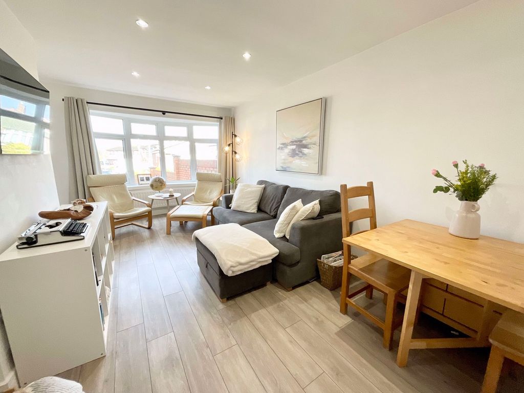 2 bed property for sale in Stradbroke Drive, Stoke-On-Trent ST3, £200,000