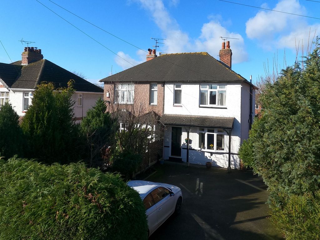 3 bed semi-detached house for sale in Crewe Road, Shavington CW2, £260,000