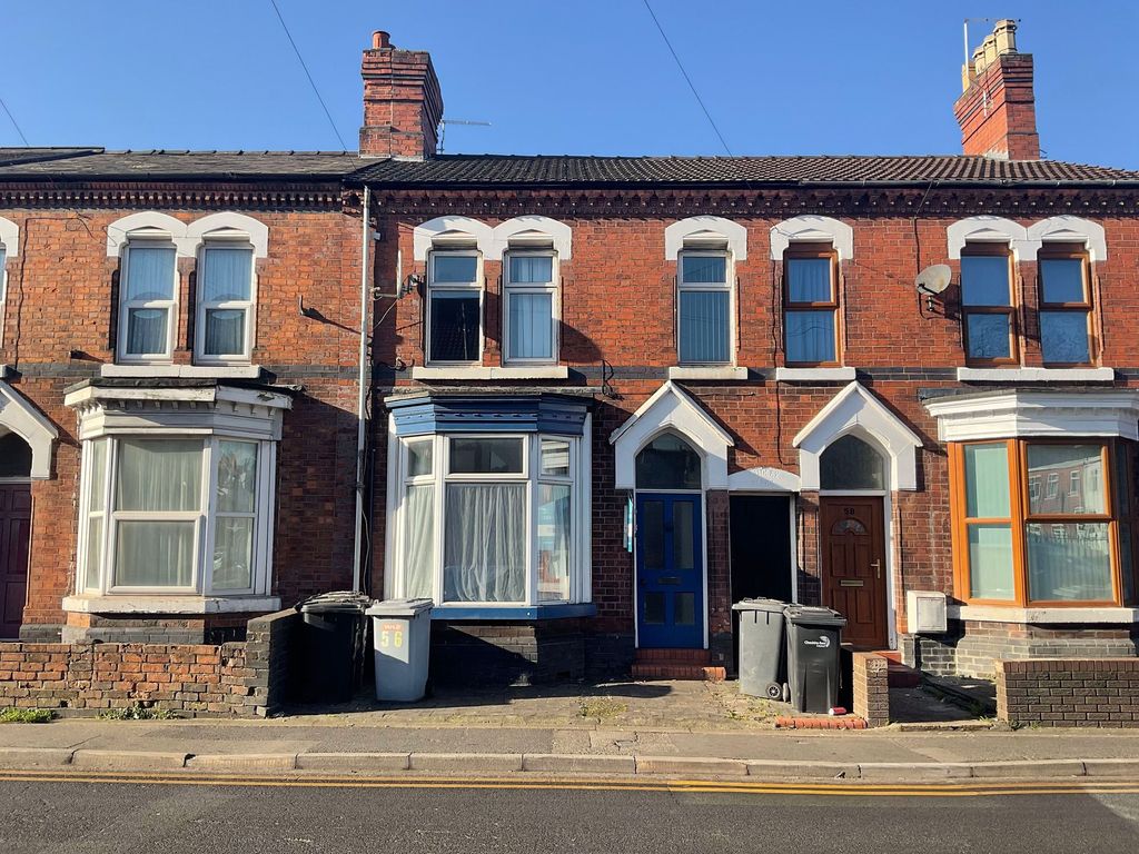 2 bed flat for sale in Edleston Road, Crewe CW2, £105,000