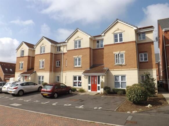 1 bed flat for sale in Trinity Road, Edwinstowe, Mansfield NG21, £95,000