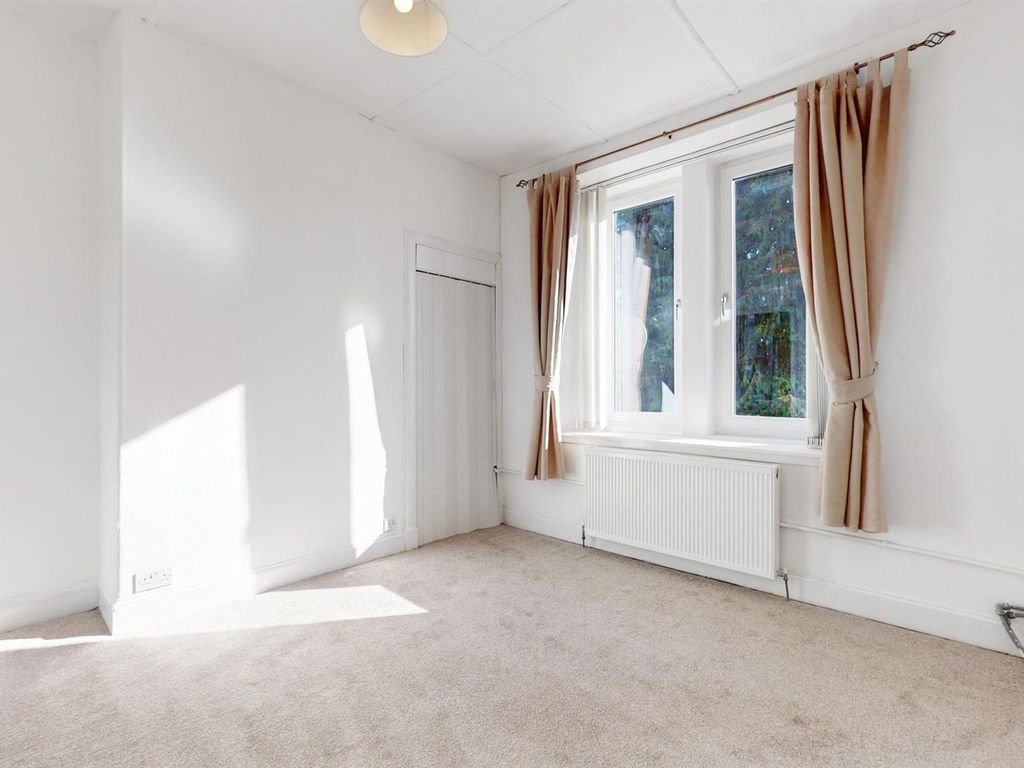 1 bed flat for sale in Gavinburn Street, Old Kilpatrick G60, £72,500