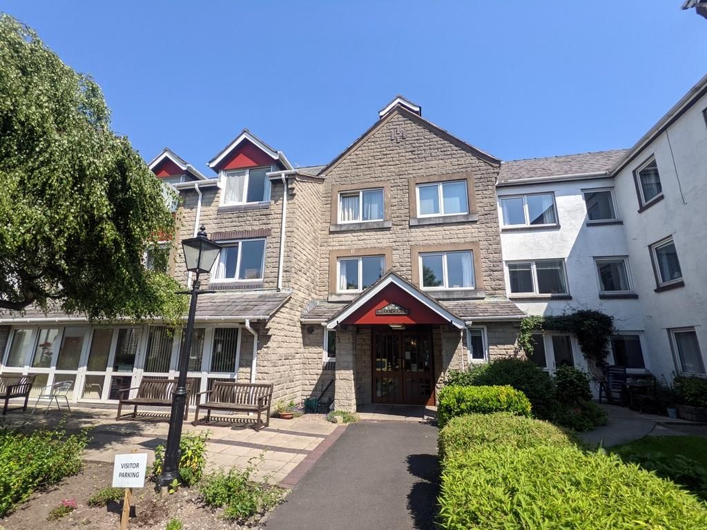 2 bed flat for sale in Well Court, Clitheroe, Lancashire BB7, £144,950