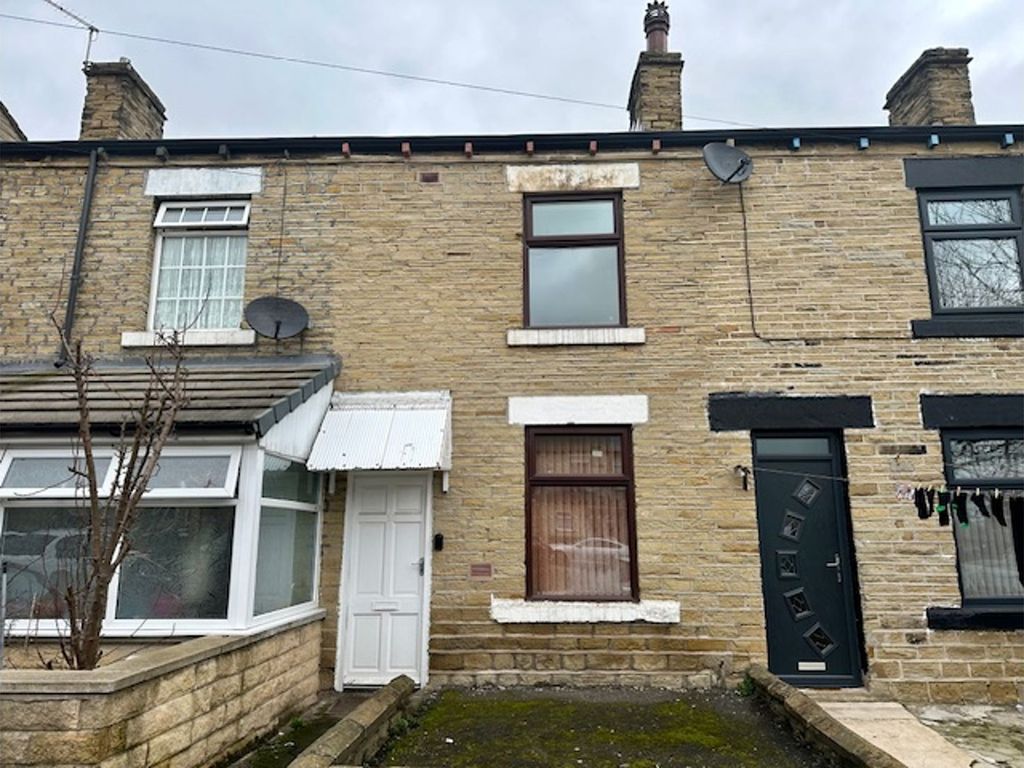 2 bed terraced house for sale in South View, Dewsbury WF12, £145,000