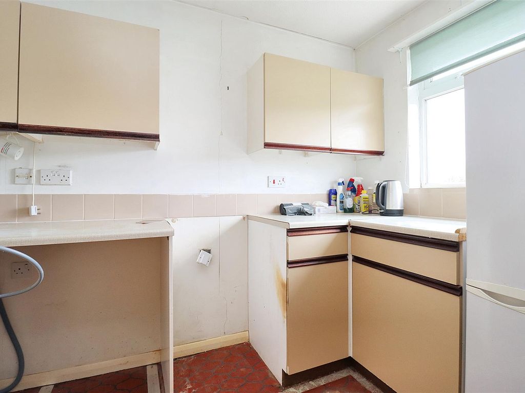 1 bed flat for sale in Oldfield, Clevedon BS21, £159,950