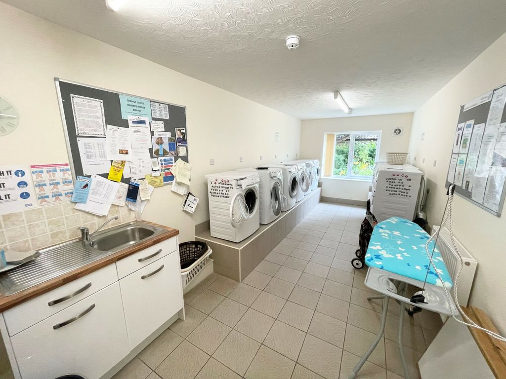 1 bed flat for sale in St. Peters Road, Portishead, Bristol BS20, £169,950